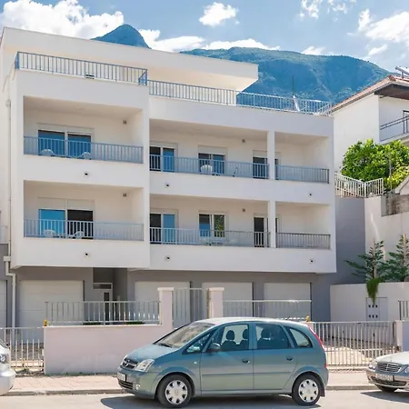 One-bedroom In Apartament *